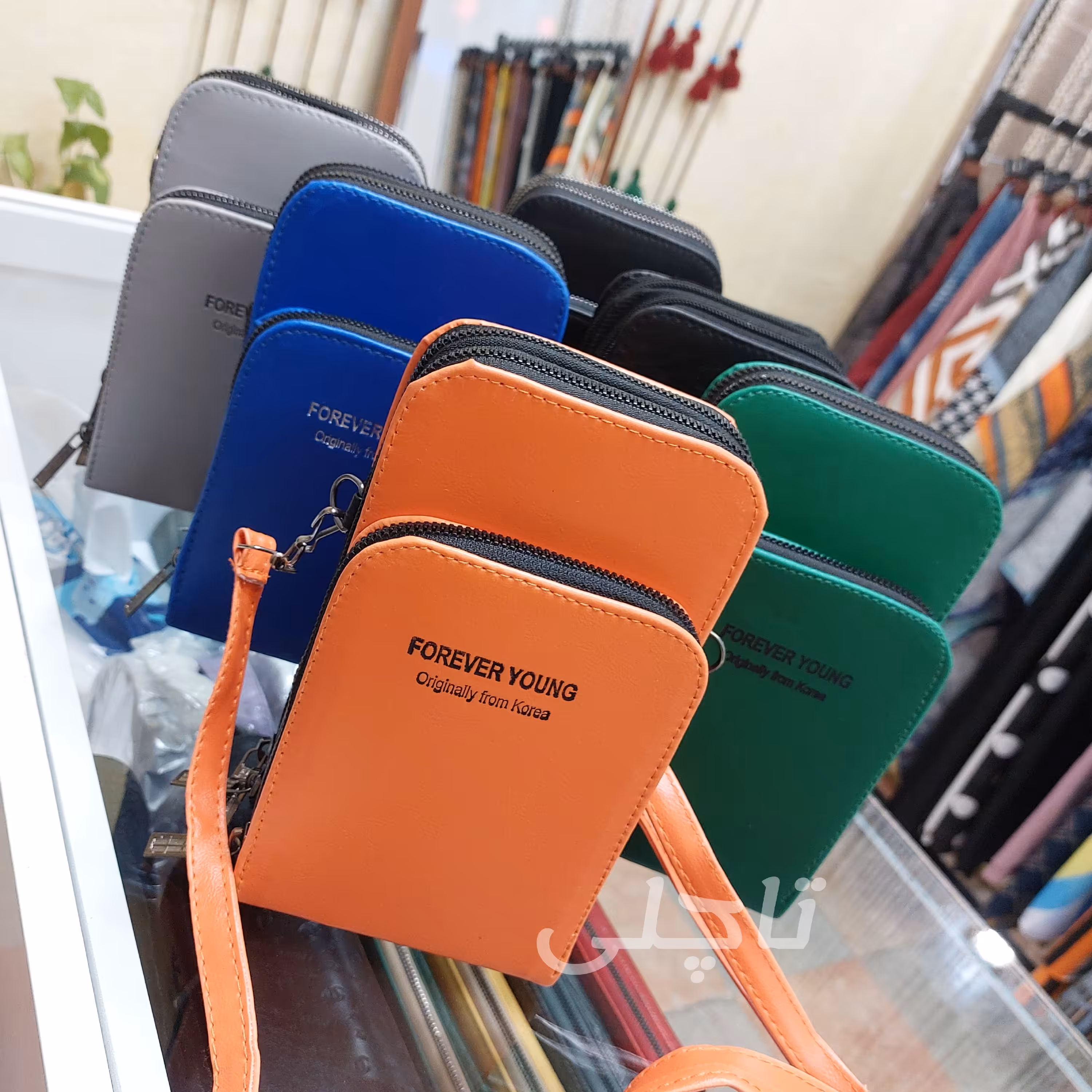 کیف پاسپورتی سه زیپ کد K133 جادار و جذاب 