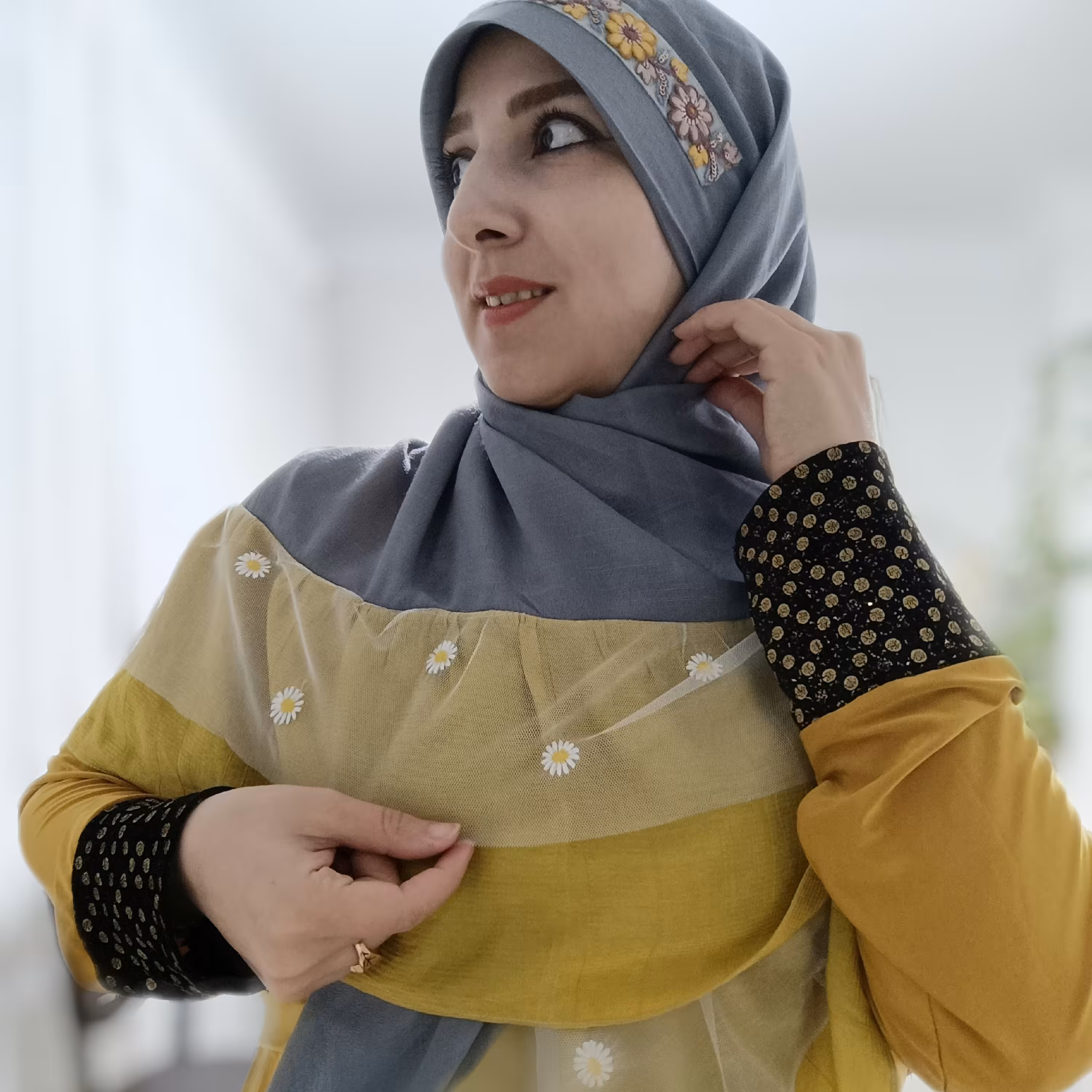 هدروسری و هد شال دورچیندار بابونه  در رنگبندی