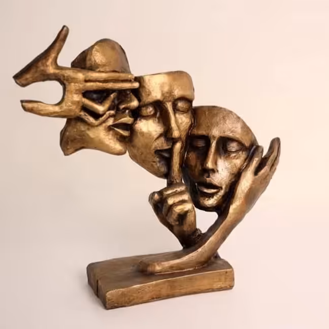 مجسمه مفهومی نبین نشنو و نگو