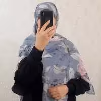 19روسری نخی دوردست دوز قواره  135  برند سالینو مناسب 4 فصل ایستایی خوبی داره