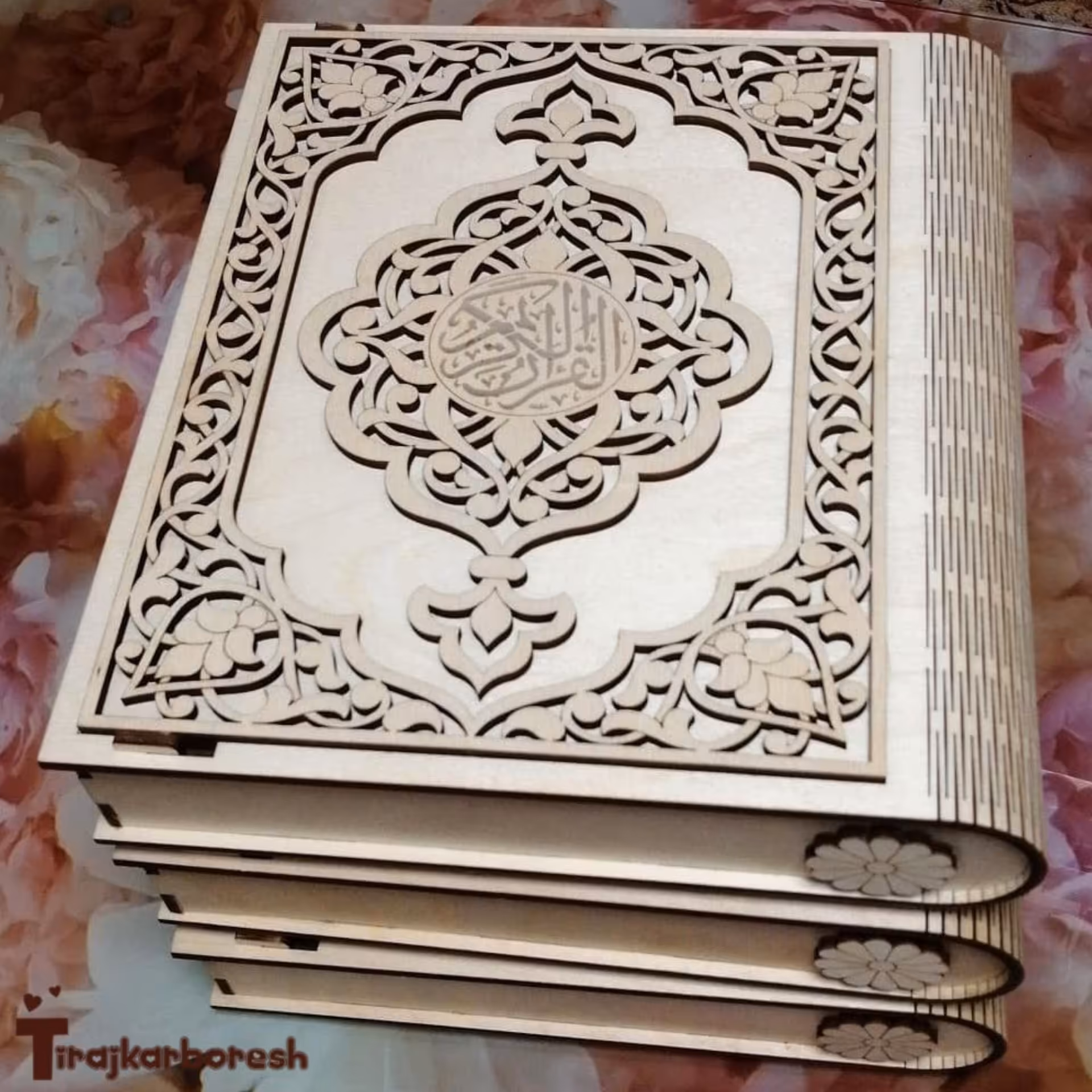 جعبه چوبی قرآن سایز متوسط 