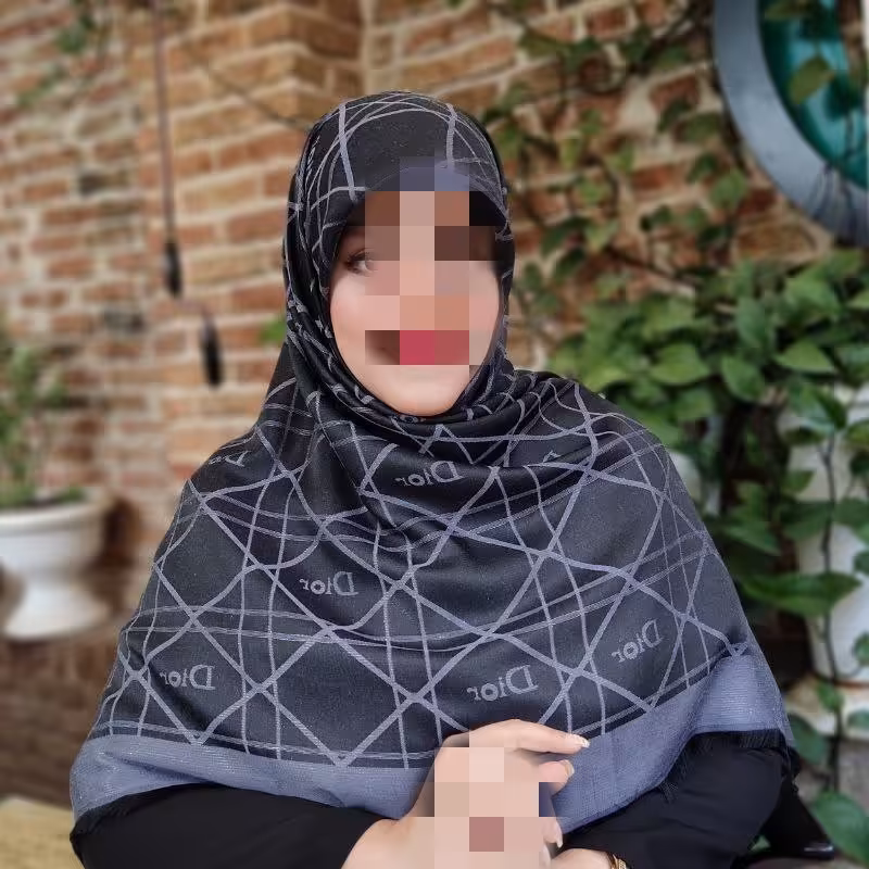 شیک و مجلسی روسری نخ ابریشم ژاکارد دو رو لمه دار