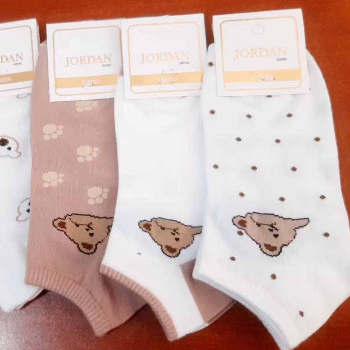 پخش جوراب مچی جردن اعلا درجه یک نخ پنبه نخ اعلا باکیفیت بادوام ارسال رایگان طرح دار ساده تنوع جداب بسته بندی رایگان شیک