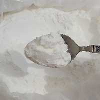 نشاسته ذرت درجه یک خانگی سارنیا (159 گرم)