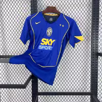 لباس کلاسیک یوونتوس 2005-2004 کیت دوم