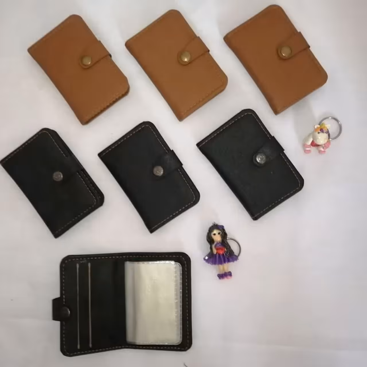 جاکارتی تمام چرم