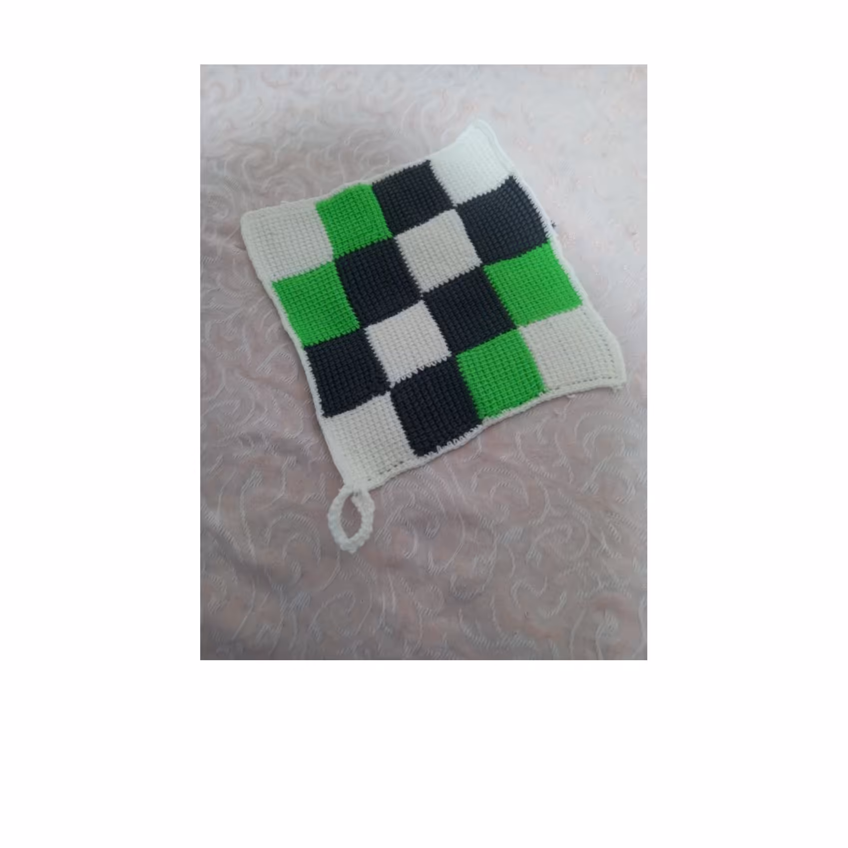 زیردیگی طرح چهارخونه قلاب بافی بافتنی زیر لیوانی رومیزی بافت