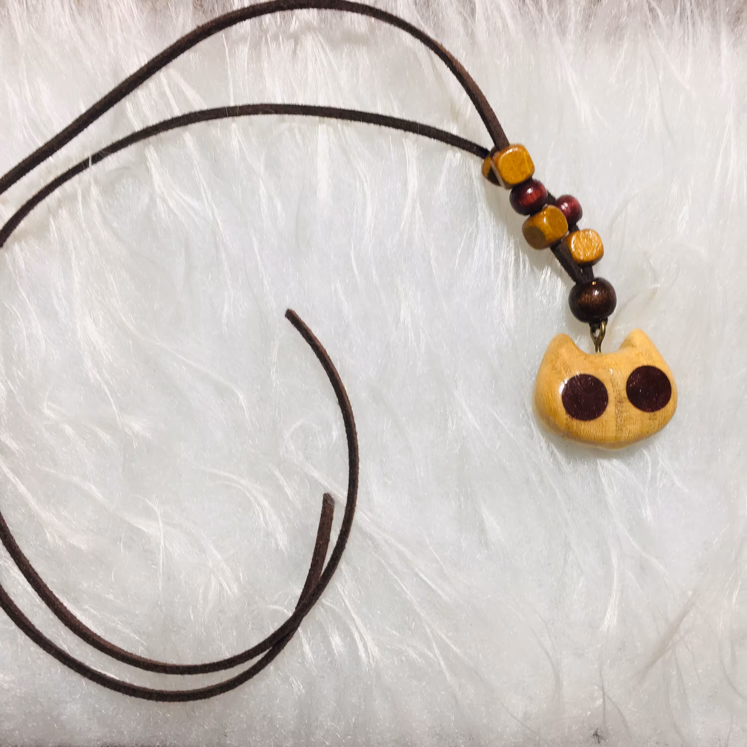 گربه چوب ورزین با چوب توت