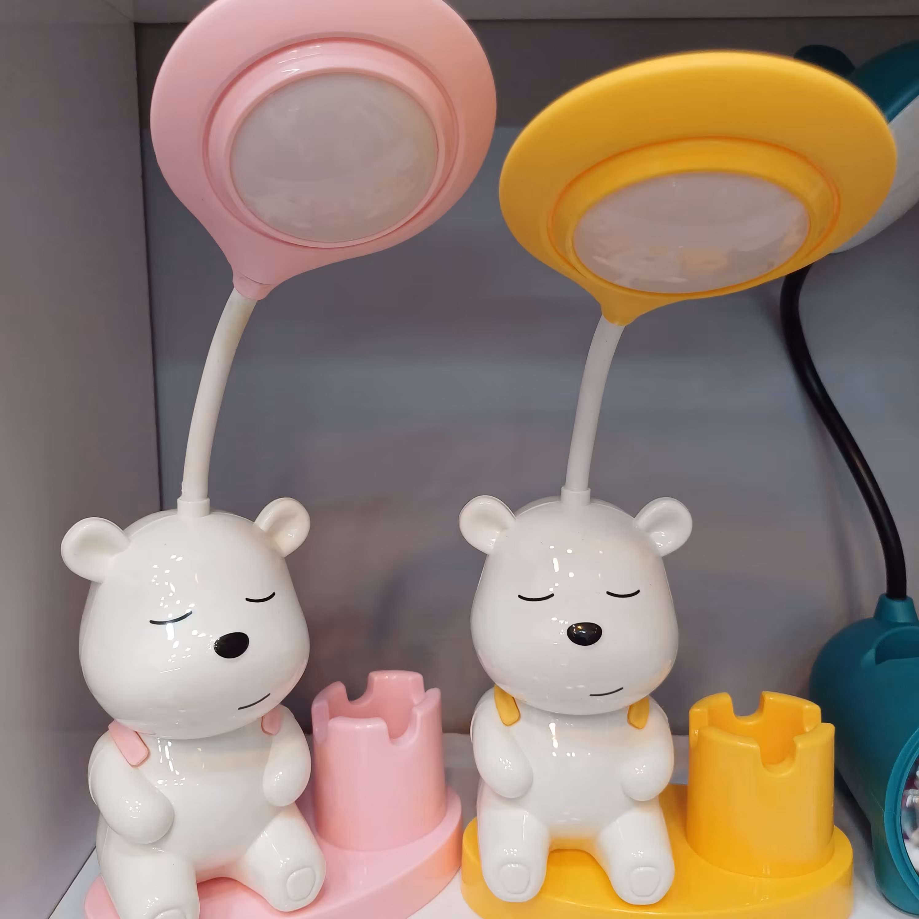 چراغ مطالعه خرسی