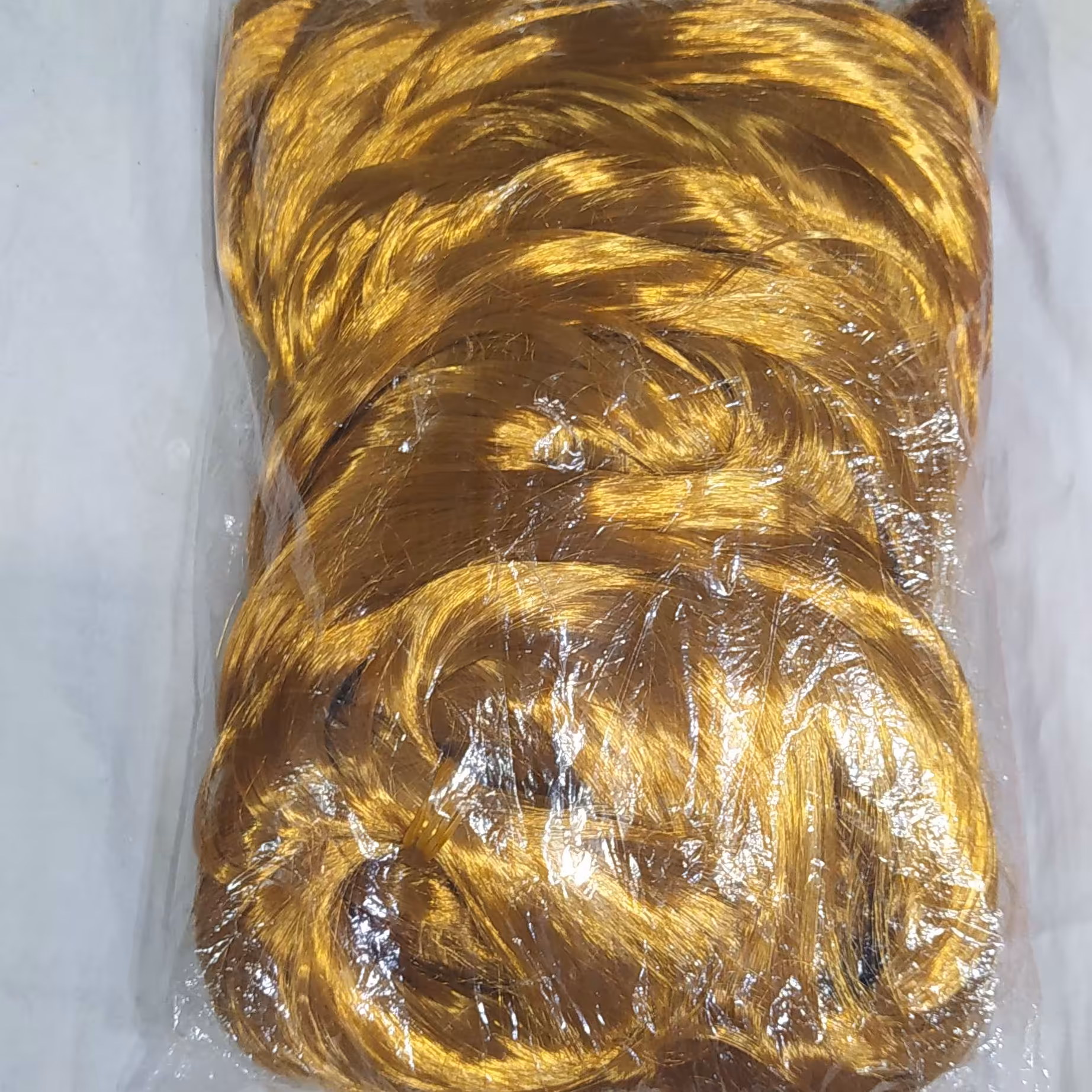 موی عروسک دو سر باز  بصورت کلاف بسته کامل وزن بیشتر از 1 کیلو