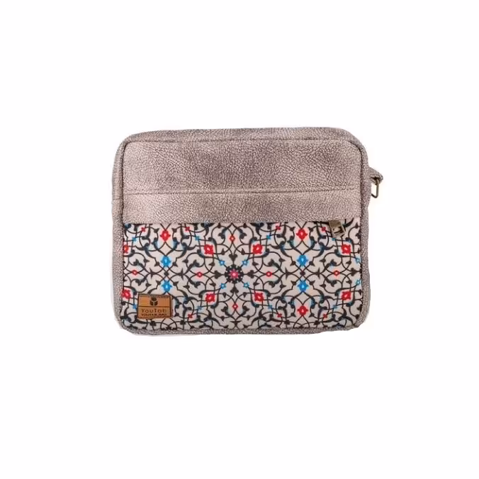 کیف دوشی یوتاب مدل تابان پارچه میکرو و فینو و چرم دوزی شده کد 3012