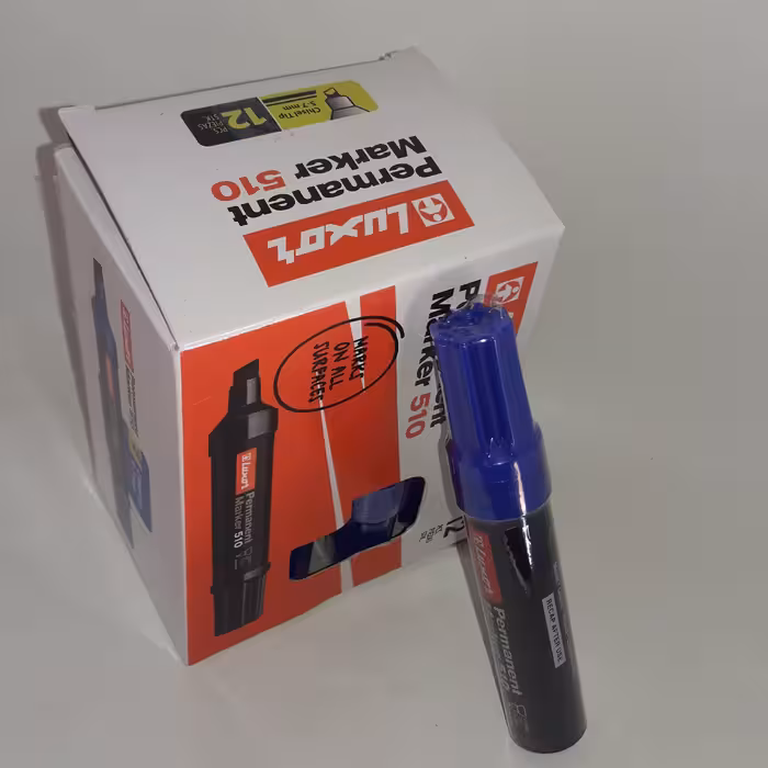 ماژیک پرمنت آبی سر تخت سایز پهن  لاکسر مخصوص نوشتن بنر