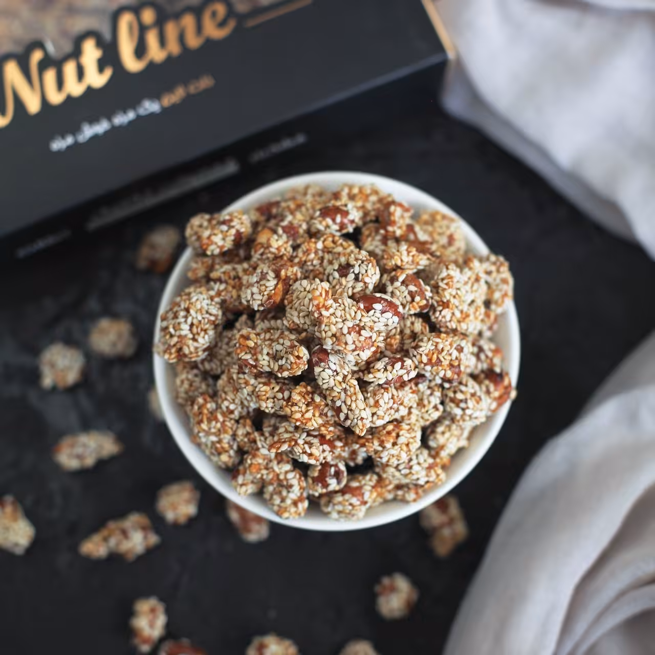 بادام کنجدی ( 210 گرمی) ناتلاین