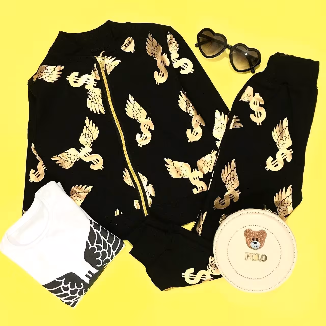 ست سویشرت و شلوار و تیشرت بچگانه