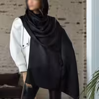 شال مشکی ساده  نیلا  منگوله دار کیفیت عالی