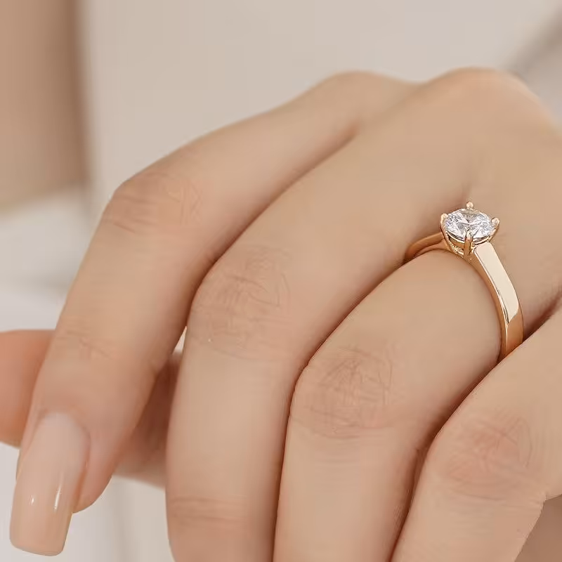 انگشتر زنانه ژوپینگ طرح طلا بدون حساسیت  با کیفیت عالی و بسیار  مشابه طلا 