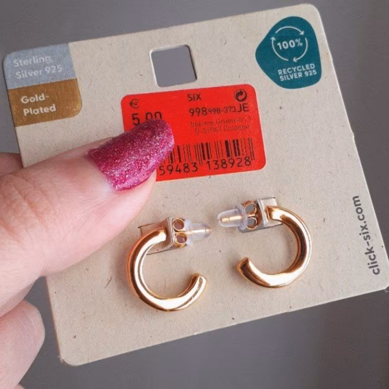 گوشواره جنس نقره 925 حک شده گوشواره حلقه ای گوشواره میخی گوشواره نقره گوشواره مینیمال گوشواره وارداتی گوشواره ترند