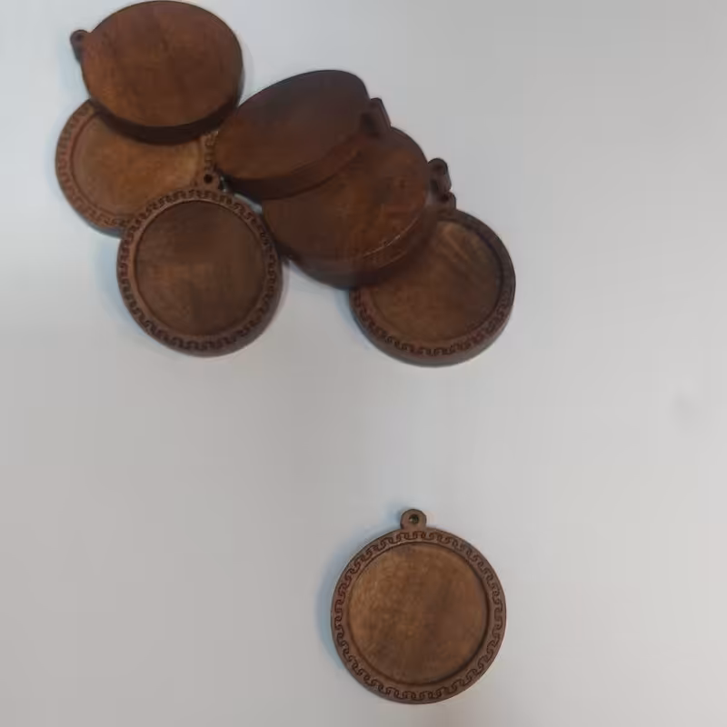 آویز چوبی 3 سانت یک عدد