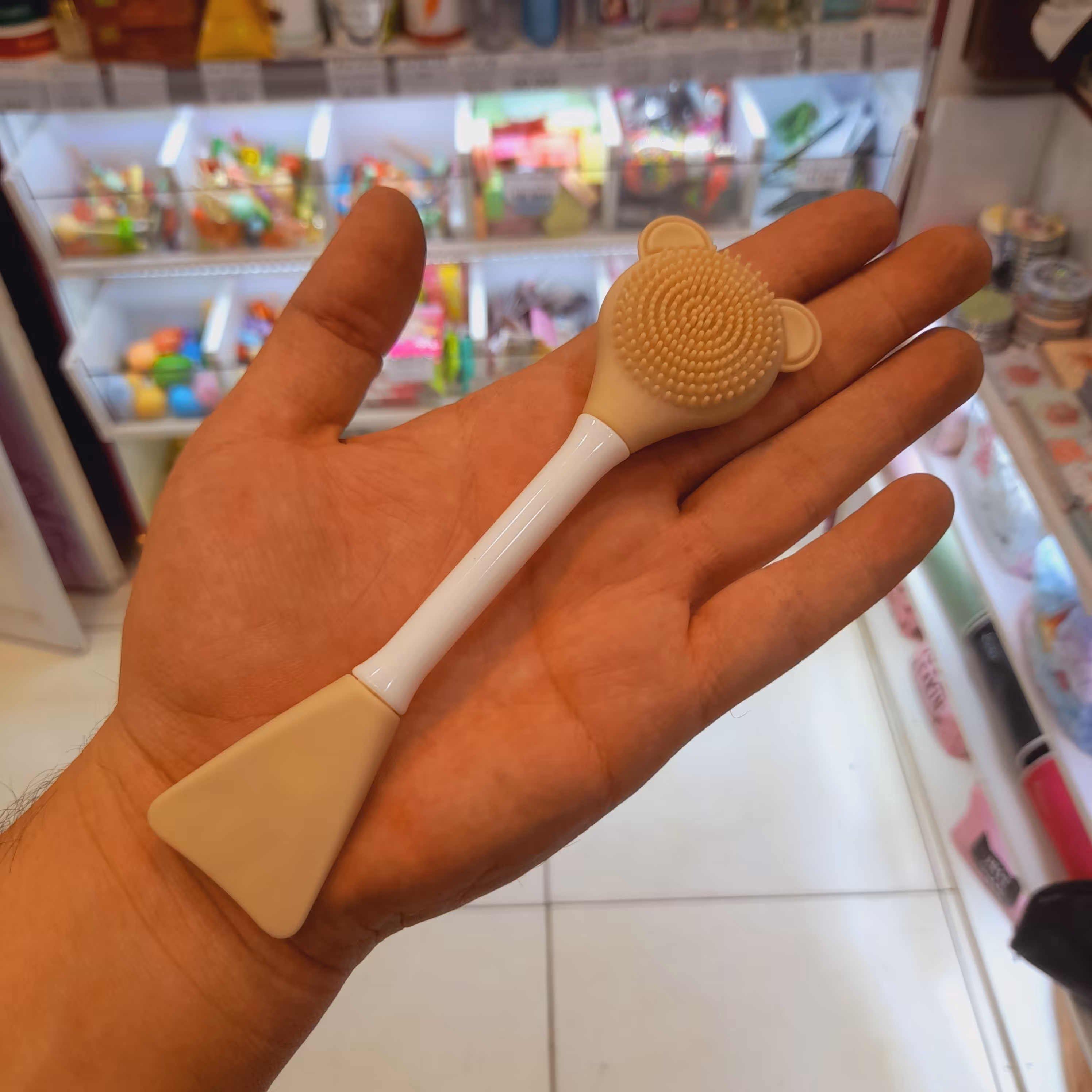 براش ماسک سیلیکونی 2 طرفه رنگ بژ