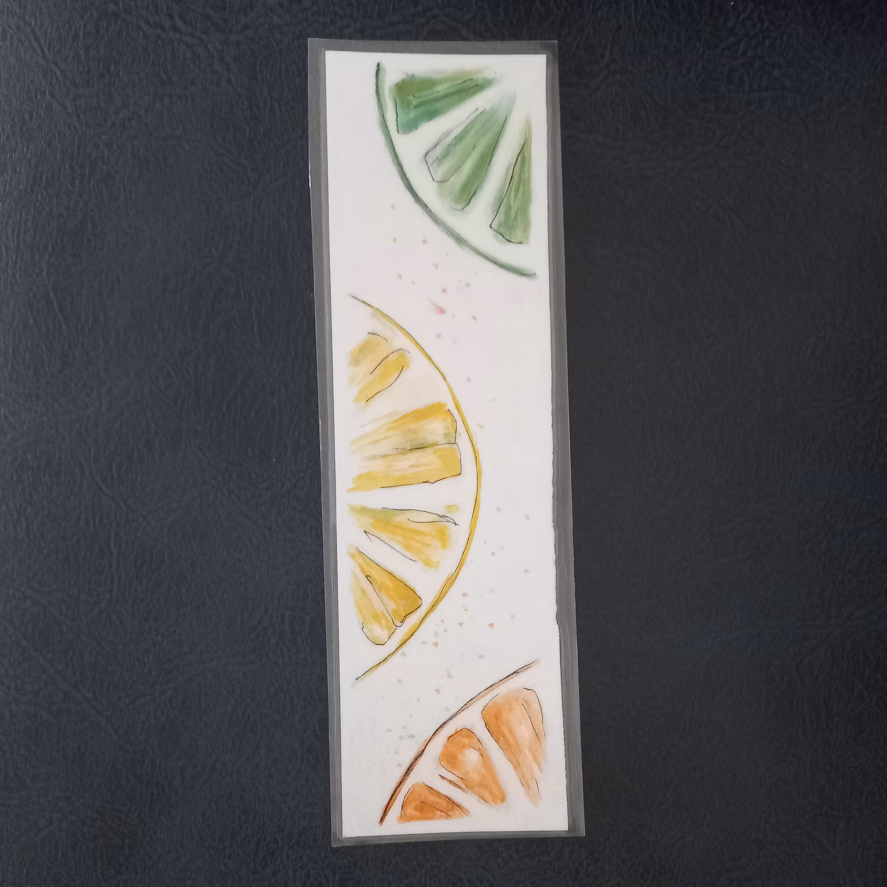 نشانگر کتاب نقاشی شده روی مقوا ولمینت شده طرح میوه