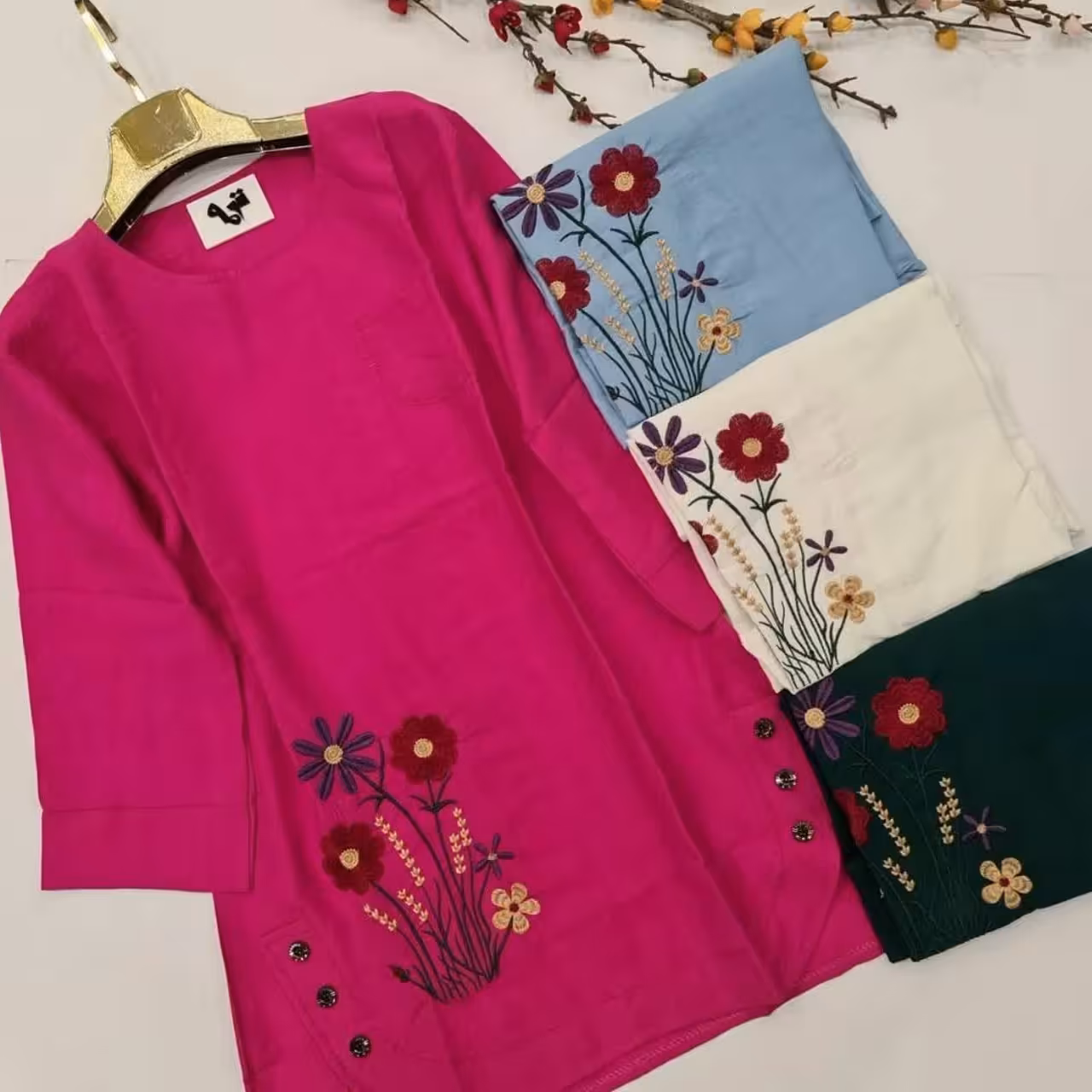 تونیک گلدوزی