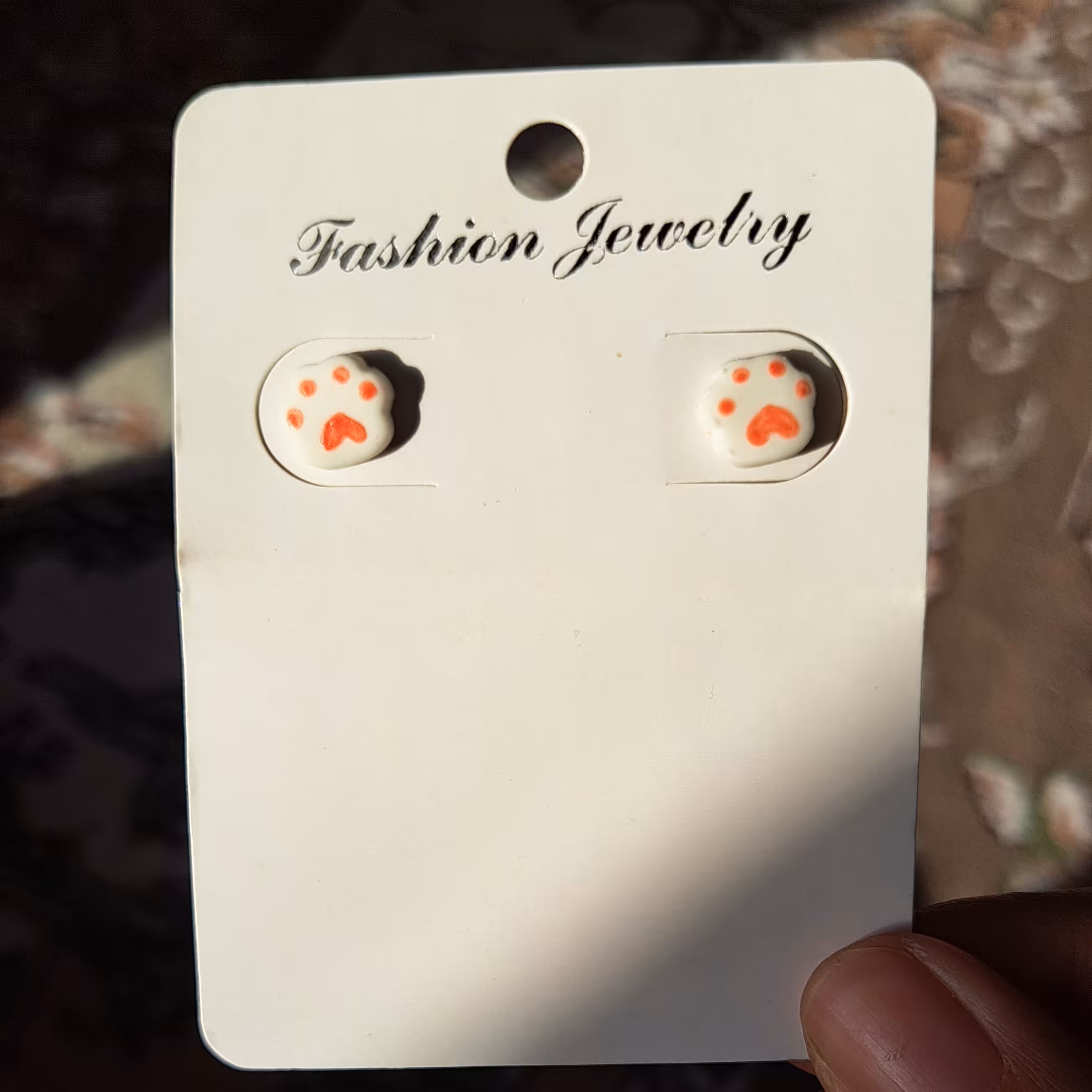 گوشواره خمیری مدل پنجه گربه با میخ استیل