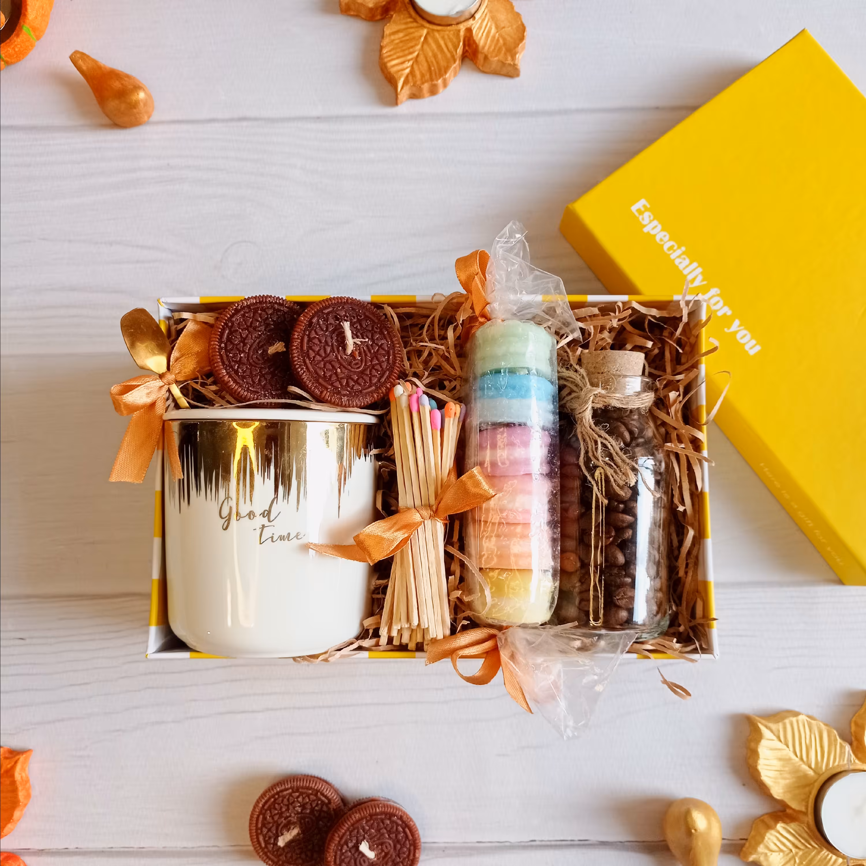 باکس هدیه شمع خوراکی