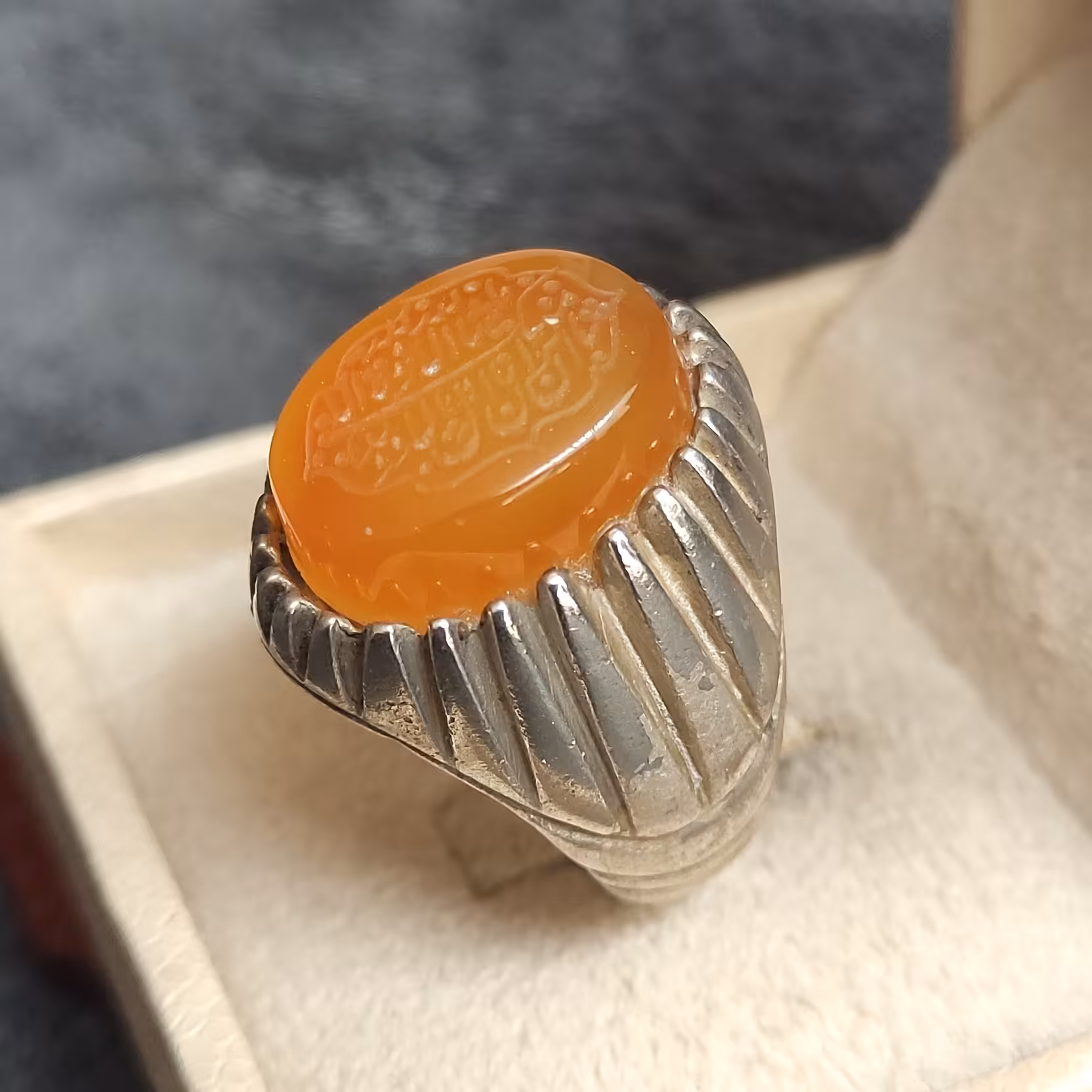 انگشتر نقره مردانه گرم بالا 925با سنگ عقیق حکاکی شده قرآنی فوق العاده شیک 