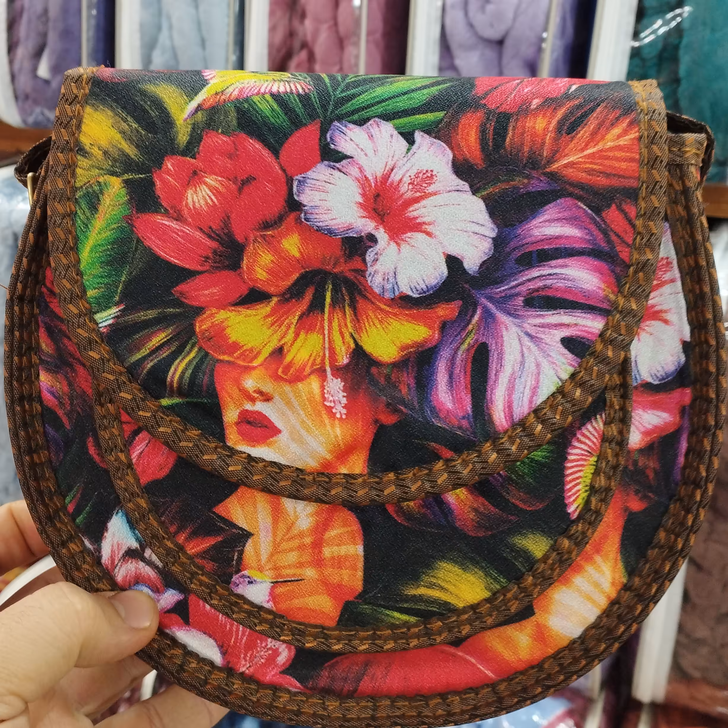 کیف دوشی زنانه سنتی سایز متوسط کیف دخترانه سنتی