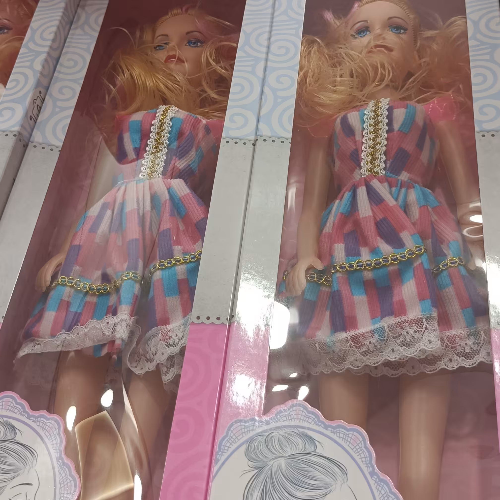 عروسک جعبه ای دی تودی 