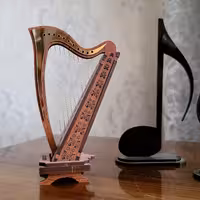 دکوری و رومیزی ساز چنگ