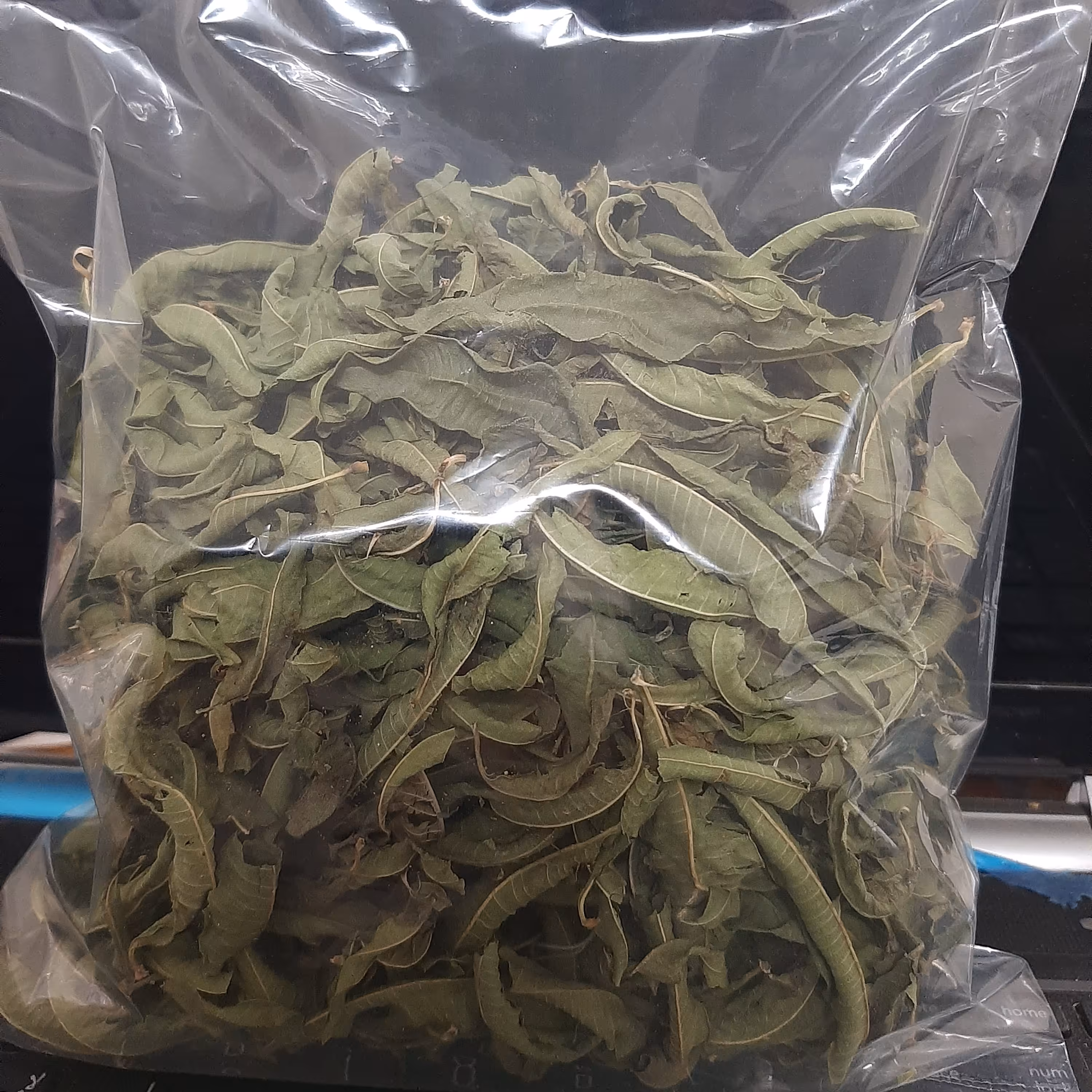 به لیمو(23گرمی)بسته بندی ساده