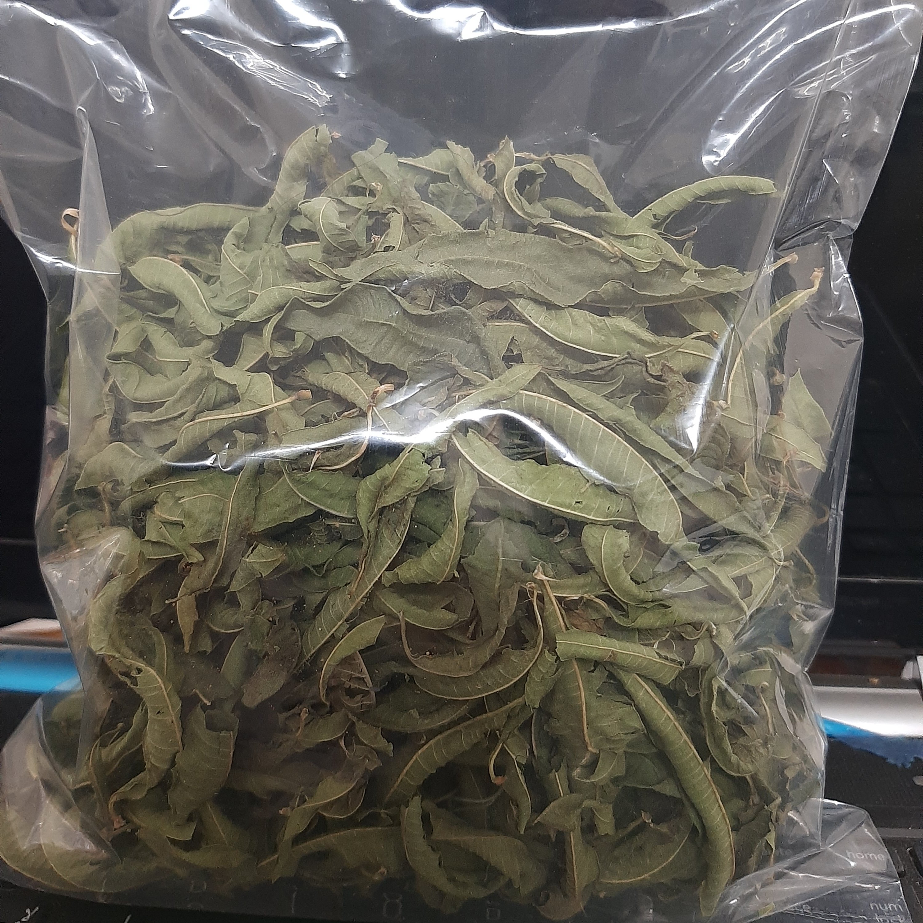 به لیمو(23گرمی)بسته بندی ساده