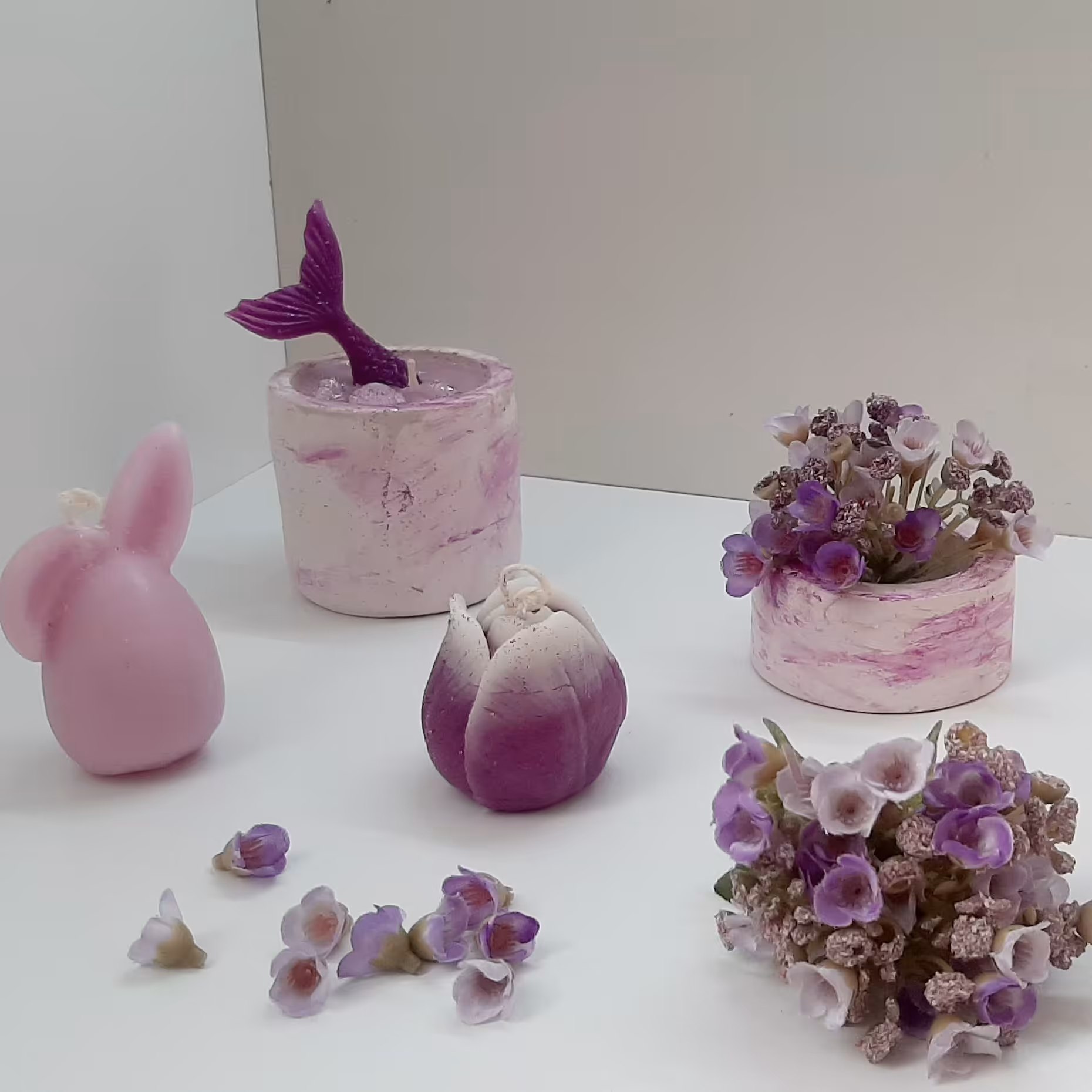 ظروف بتنی وشمع