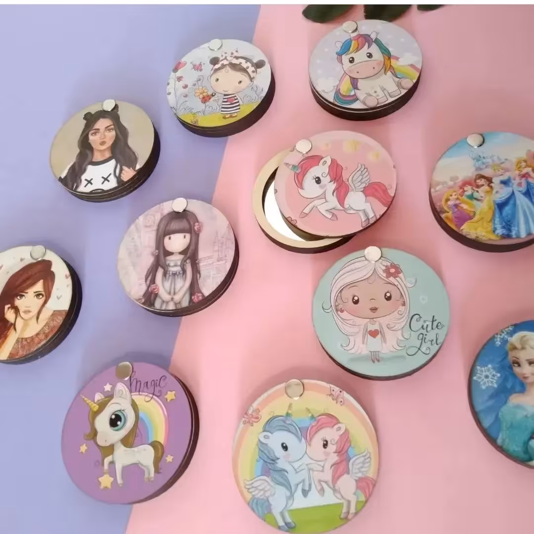 آینه فانتزی چوبی