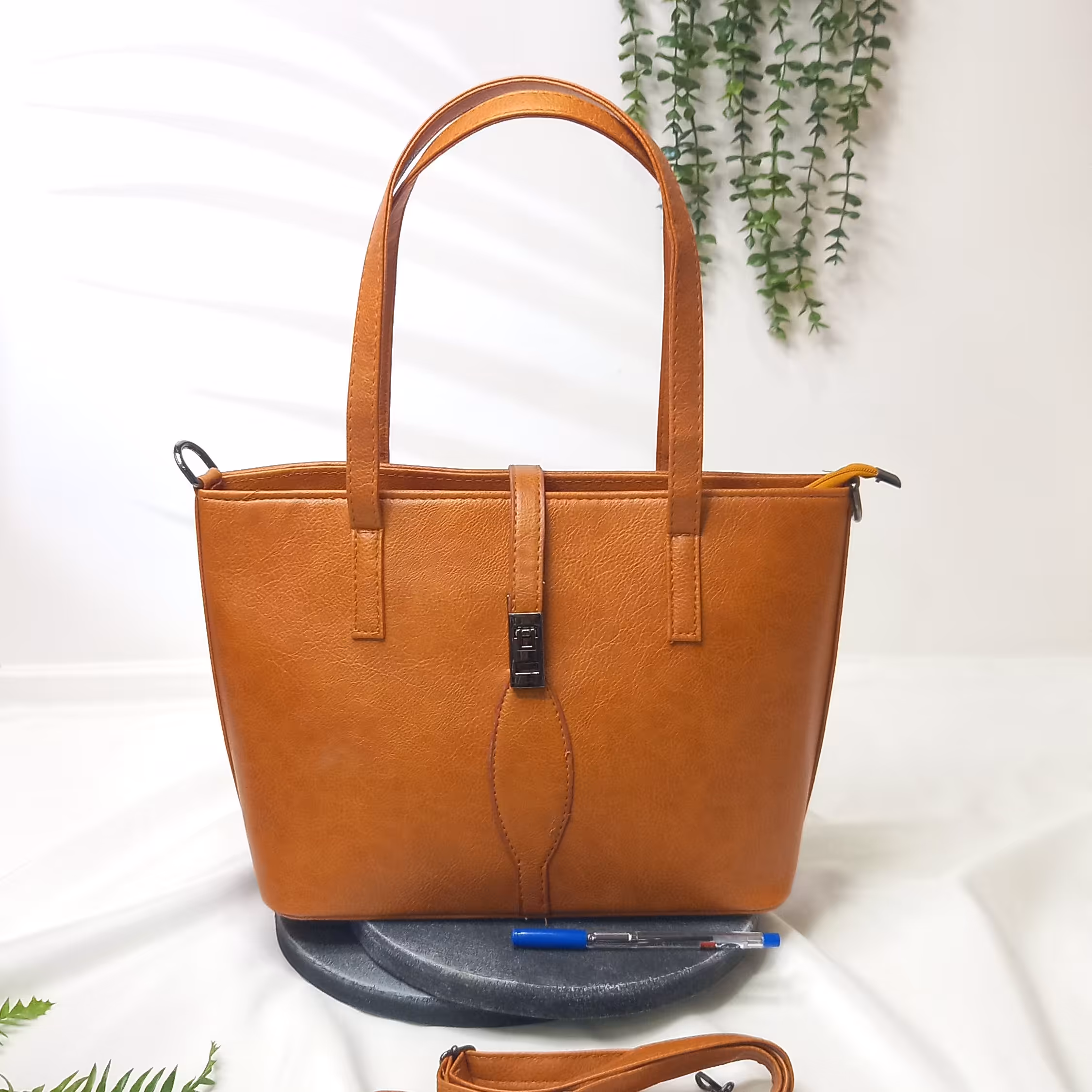 کیف زنانه رو دوشی شیک 