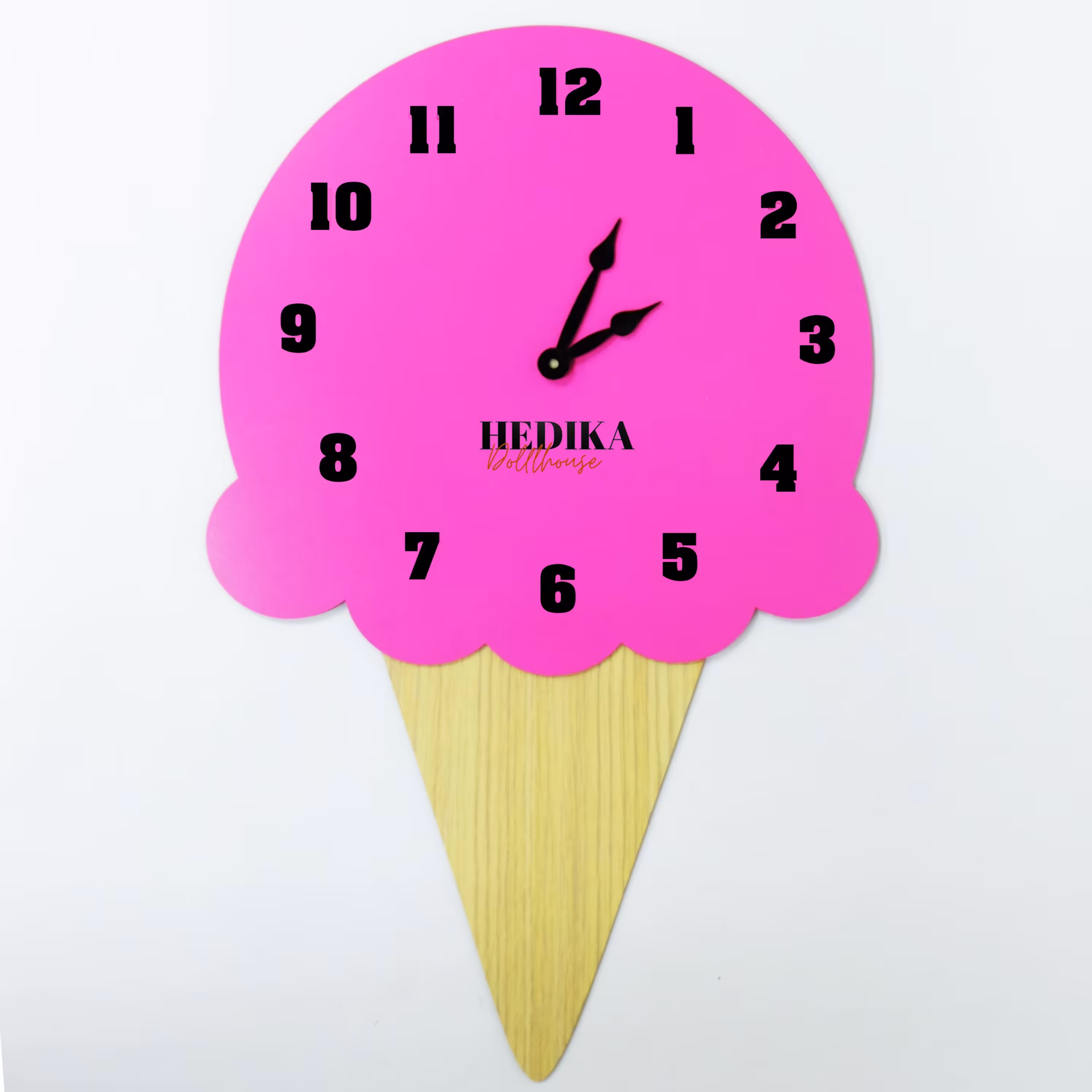 ساعت دیواری کودک طرح بستنی قیفی به طول 55 سانت