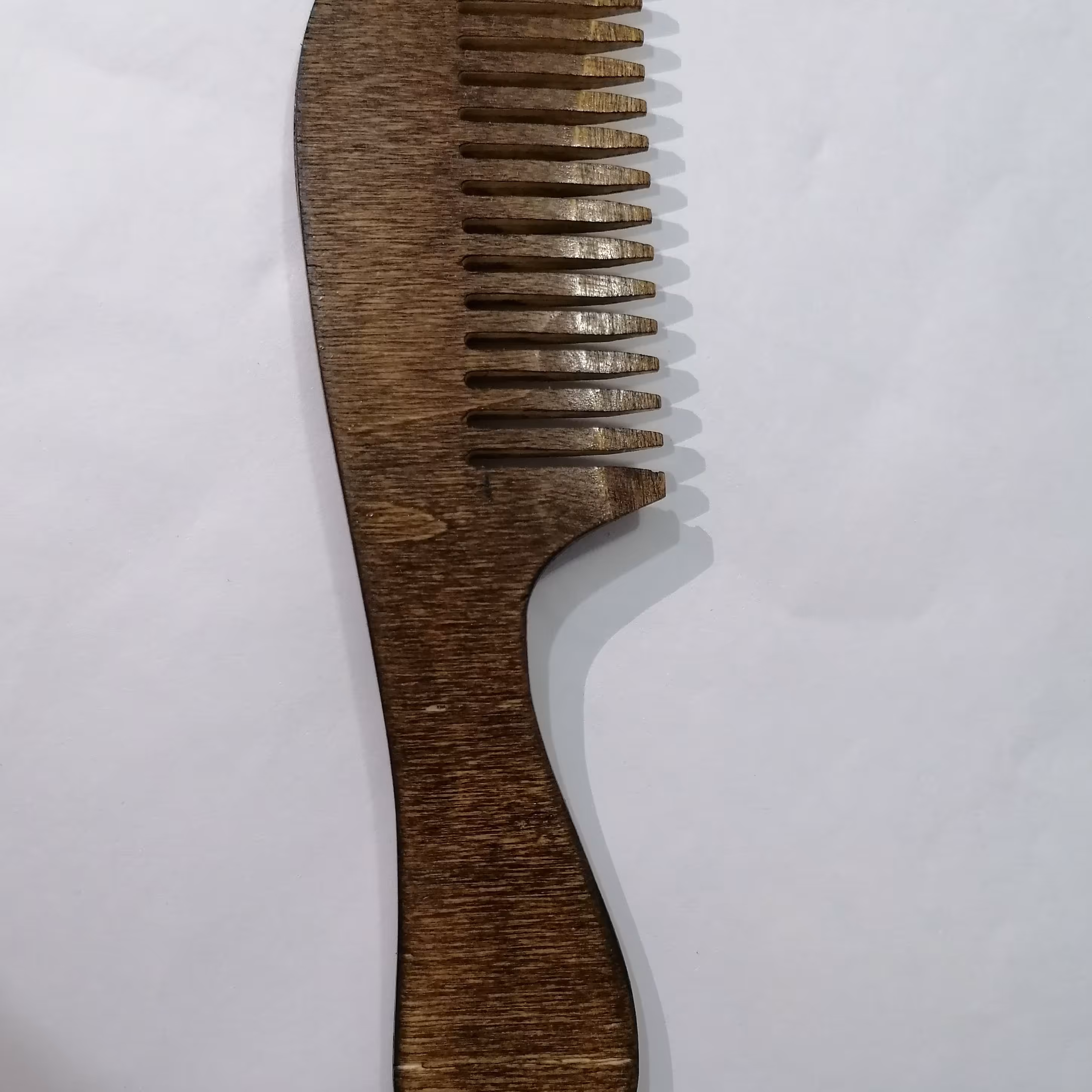 شانه چوبی ساده دسته دار مدل401