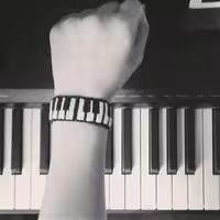 دستبند دوستی طرح پیانو سیاه سفید کد 19