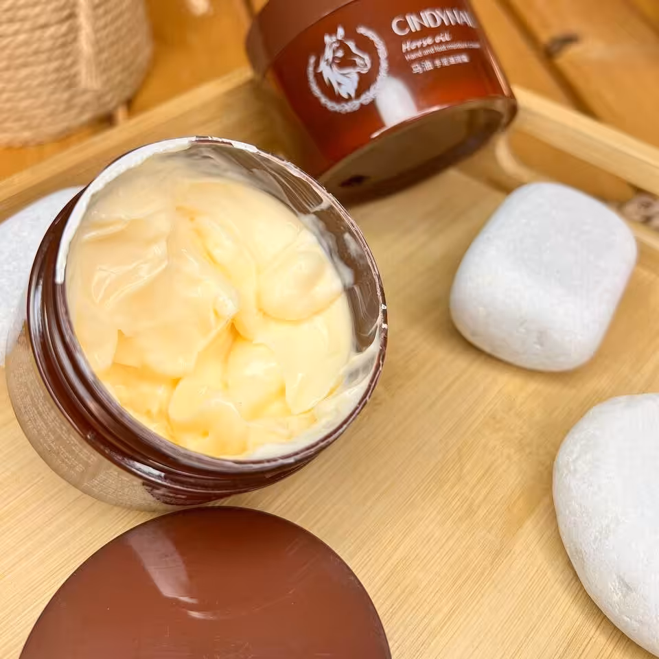 
کرم کاسه ای دست و پا روغن اسب سیندینال