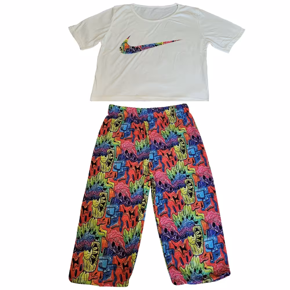 تیشرت وشلوارک