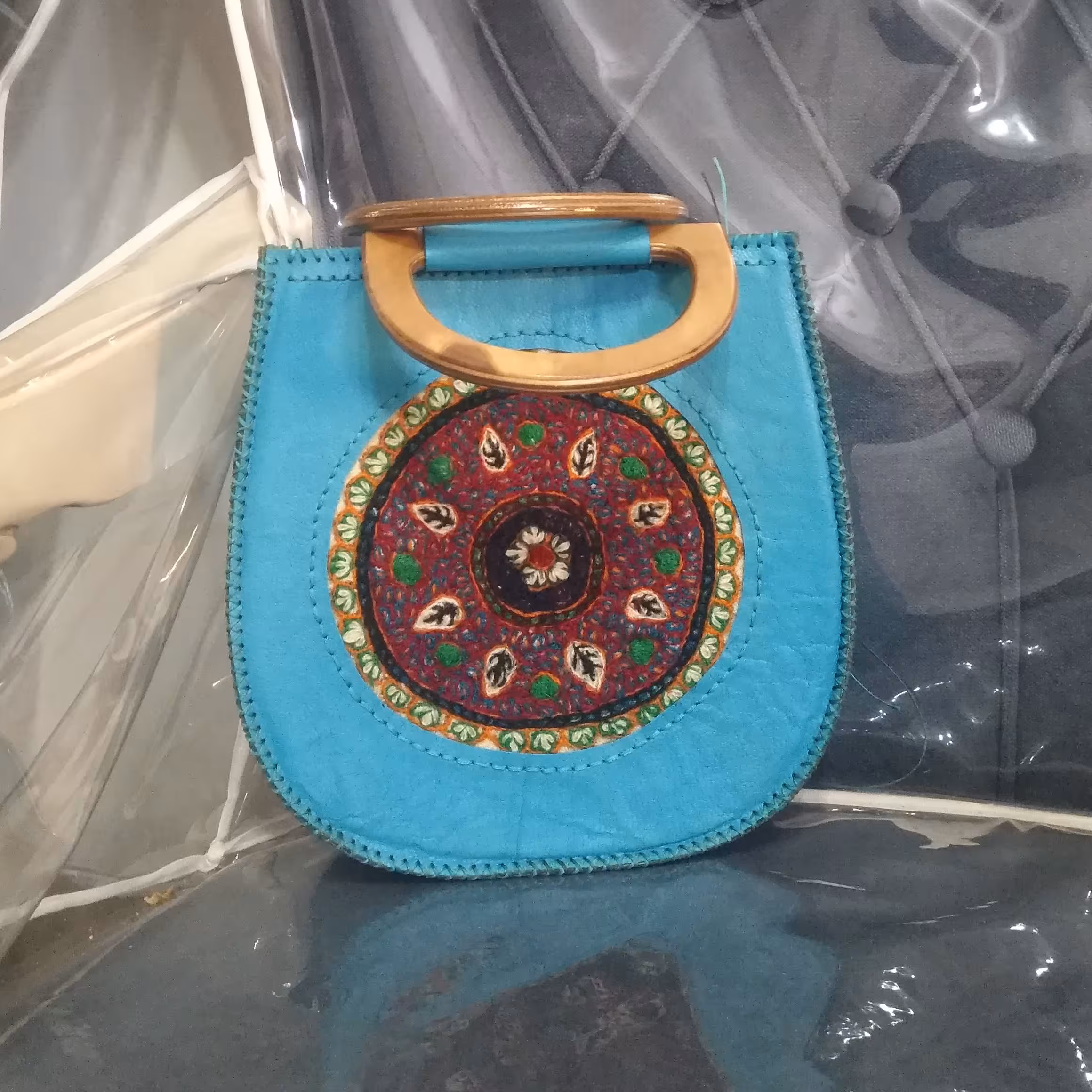 کیف چرم و پته زنانه