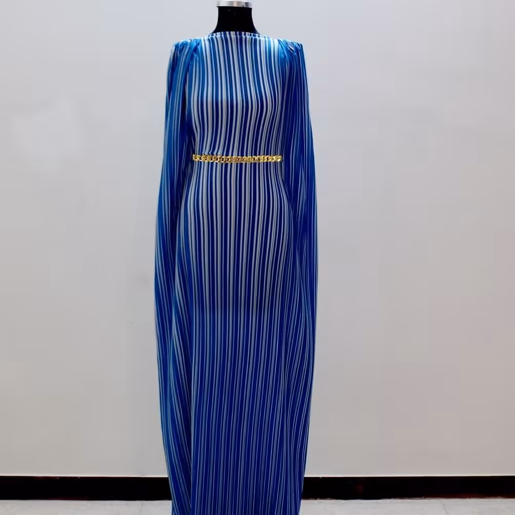 پیراهن مجلسی با کمربند طلایی