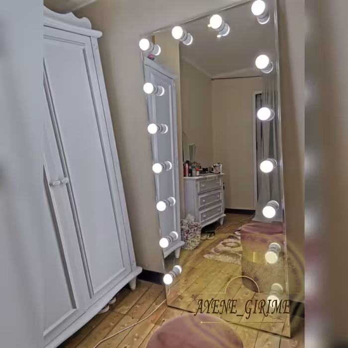 اینه قدی چراغ دار  تمام اینه  برند ayene-girime  سایز حدودا80-180