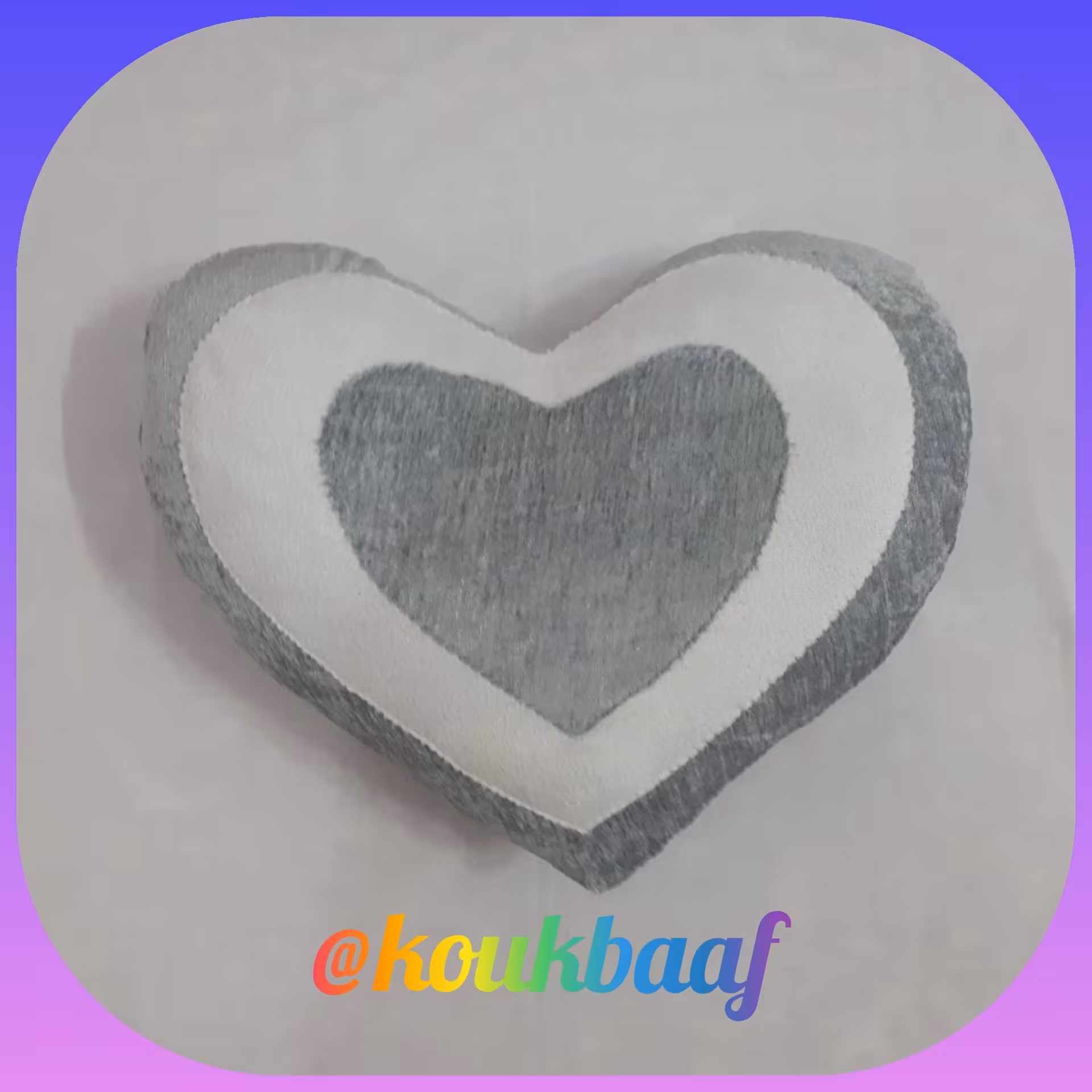 کوسن طرح قلب