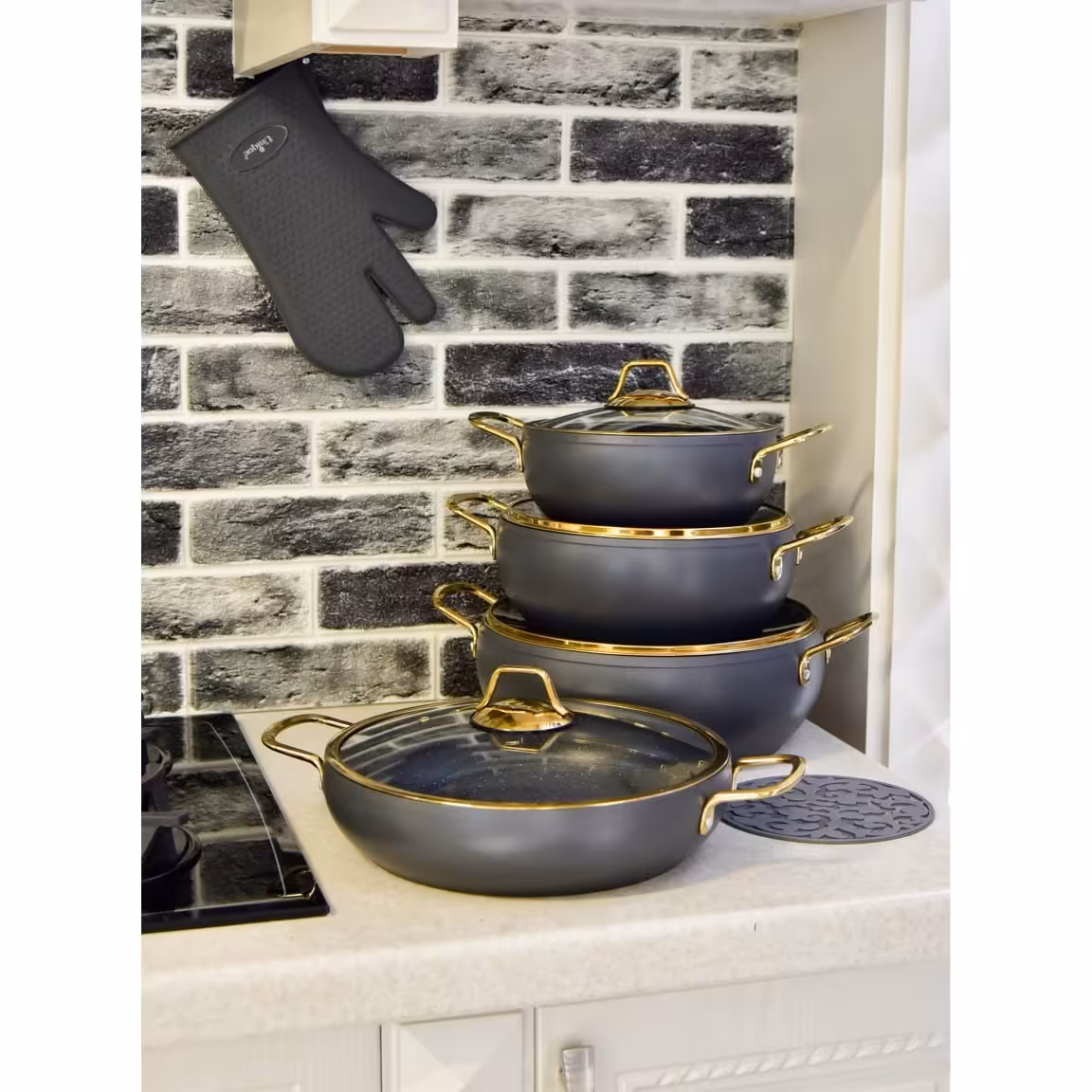 سرویس قابلمه 8 پارچه خمره ایی طوسی  با درب منحنی طلایی ( یونیک ) 8351