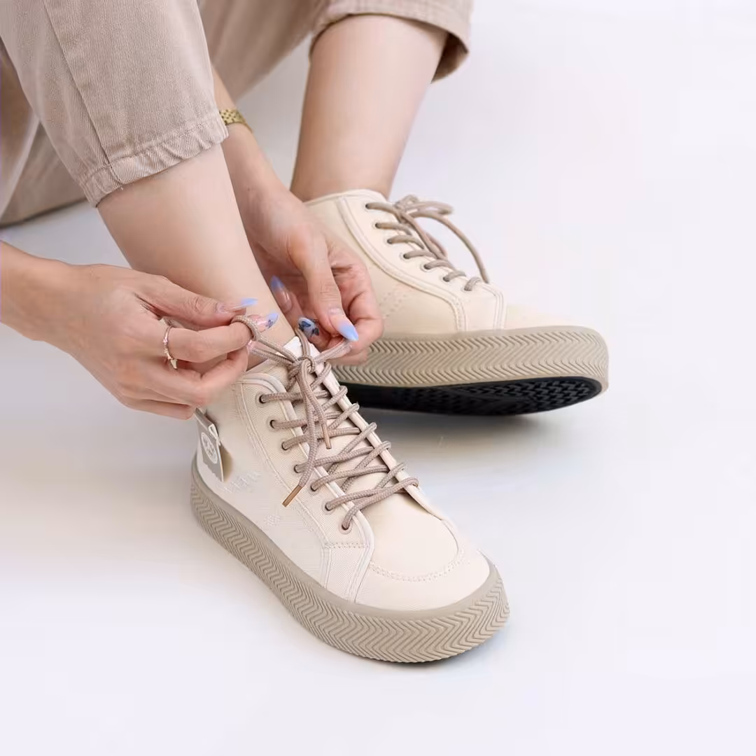 کفش کتونی ساق دار نسکافه ای رنگ