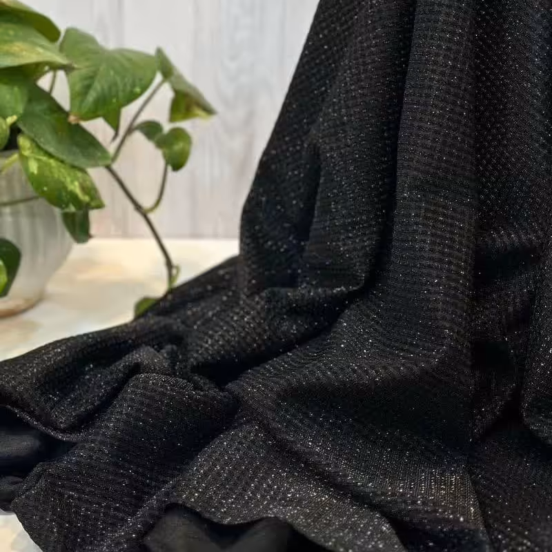 پارچه لمه بیسکویتی عرض150مناسب برای پیراهن مجلسی خرج کارشومیز زیر قیمت بازار ایران