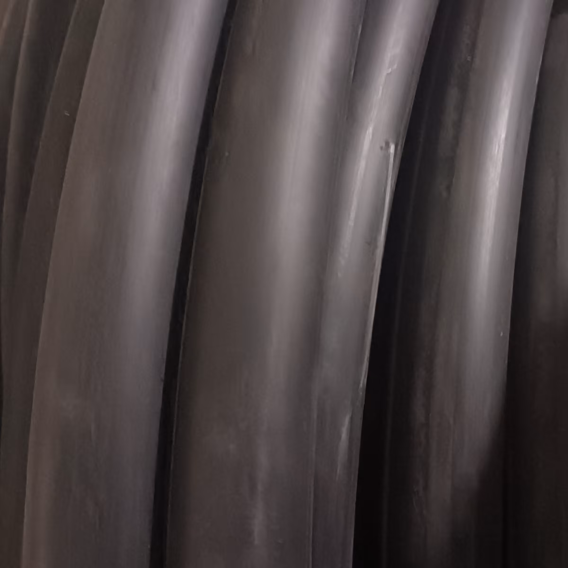 لوله پلی اتیلن 25 (10بار) استاندارد درجه یک گرید a هزینه ارسال با خریدار  (موجود هستش قبل خرید هماهنگ کنید)