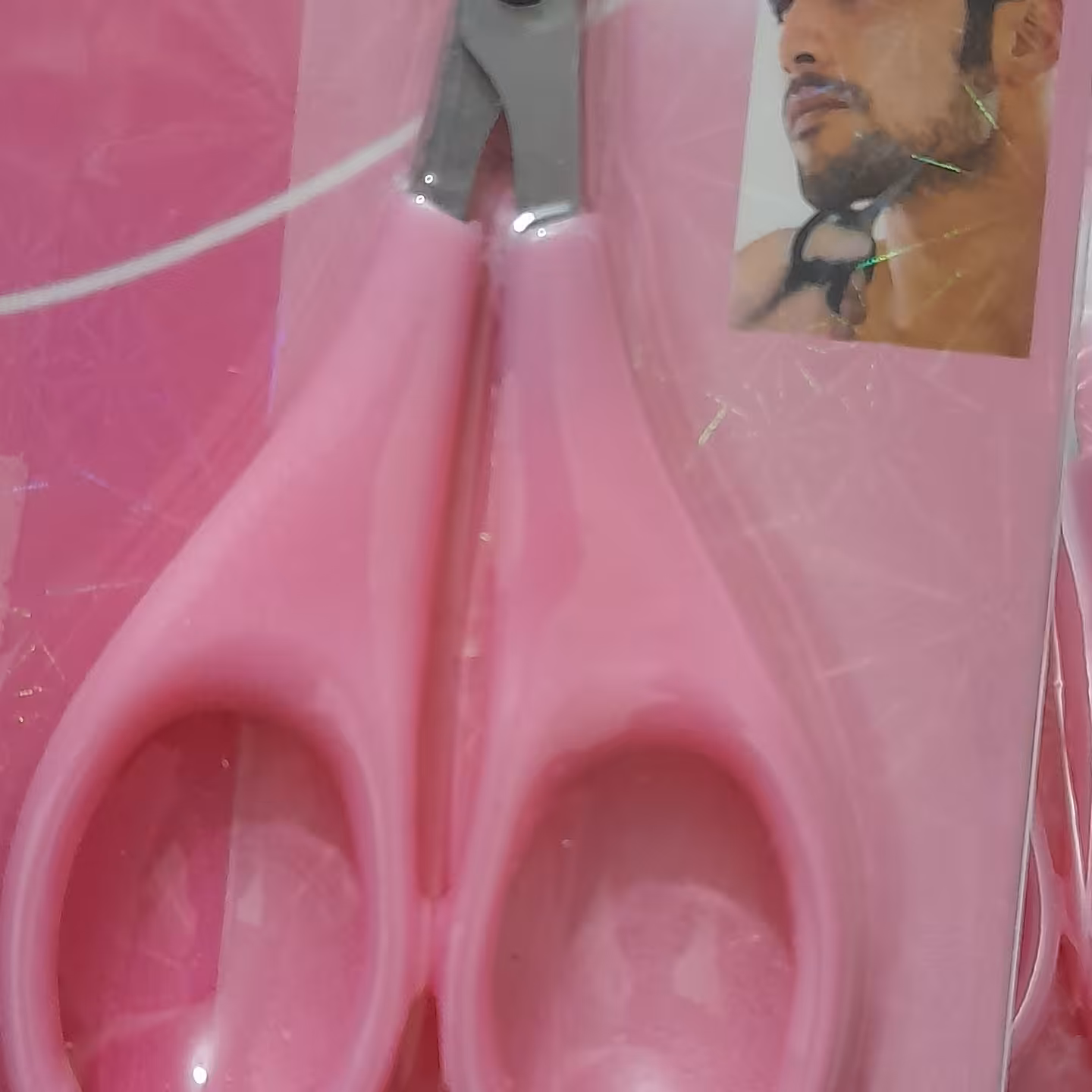 قیچی ابرو کارتی